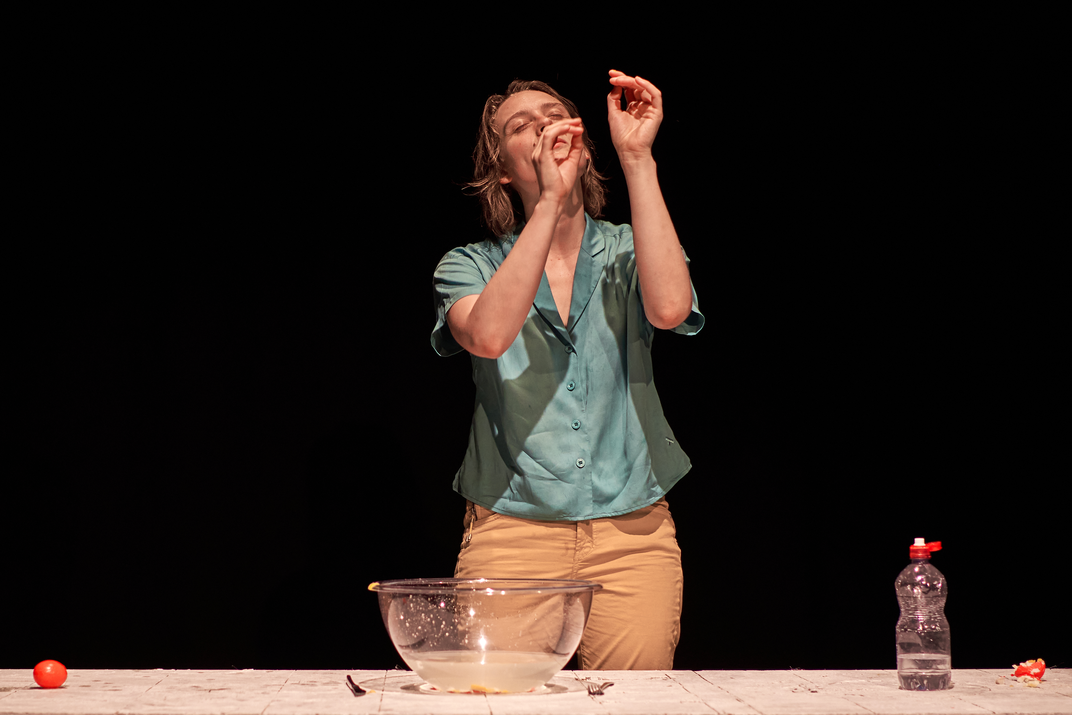 Suramira Vos – «Ausbauchen»